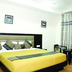 Hotel Orbit 34